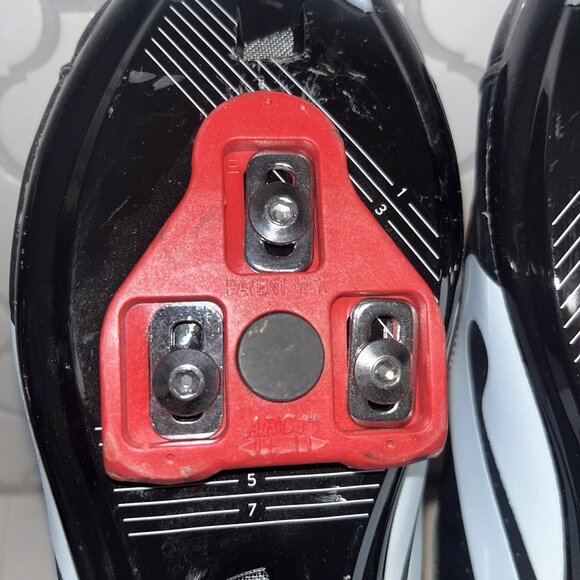 Peloton Cycling Shoes Size 45 Unisex With Cleats Racing Biking Cycle Train - Picture 8 of 11